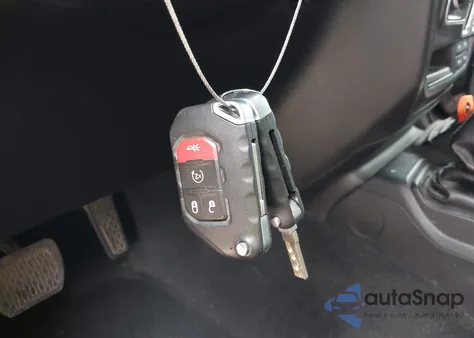 2018 Jeep Wrangler Unlimited Moab 4X4 z USA, uszkodzony, nr VIN 1C4HJXEG2JW310888